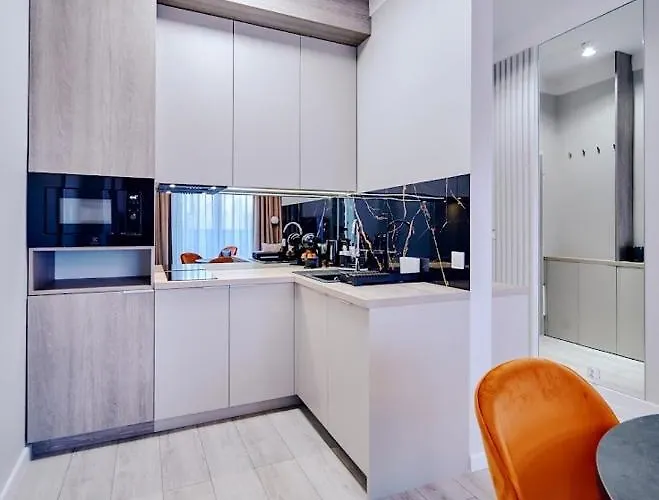 Laguna 3 ポラニツァ・ズドゥルイ