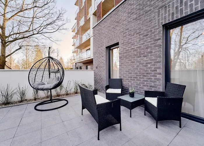 Laguna 3 * ポラニツァ・ズドゥルイ